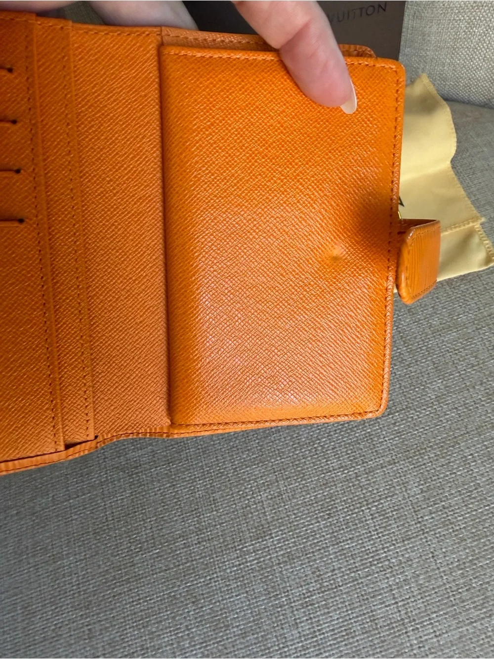 Louis Vuitton Epi Porte Monnaie Viennois Mandarin Orange Kiss Lock Coin Wallet